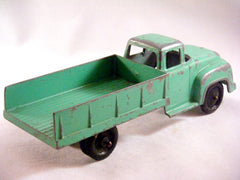 TootsieToy 1956 Ford F700 Stake Truck