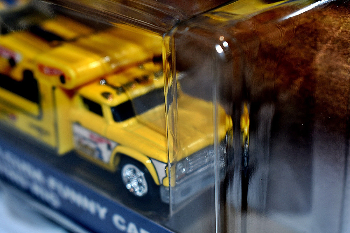 Hot Wheels Car Culture - Team Transport - The Snake  Don Prudhomme Race Team