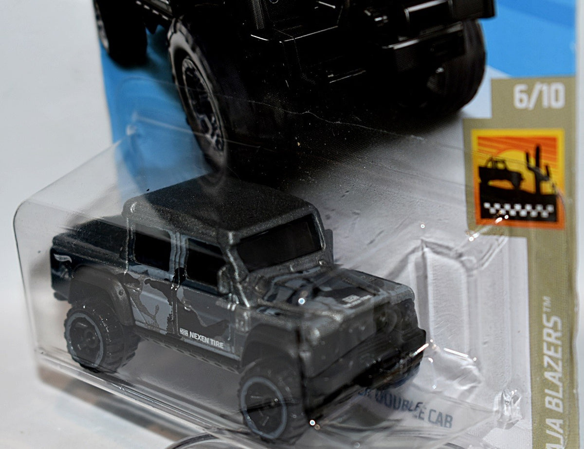 Hot Wheels - Land Rover Defender Double Cab