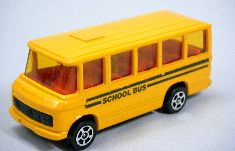 Corgi Juniors (15-C) - Mercedes-Benz School Bus
