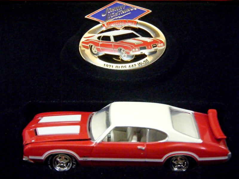 Johnny Lightning Limited Edition Club Member Oldsmobile 442 Promo