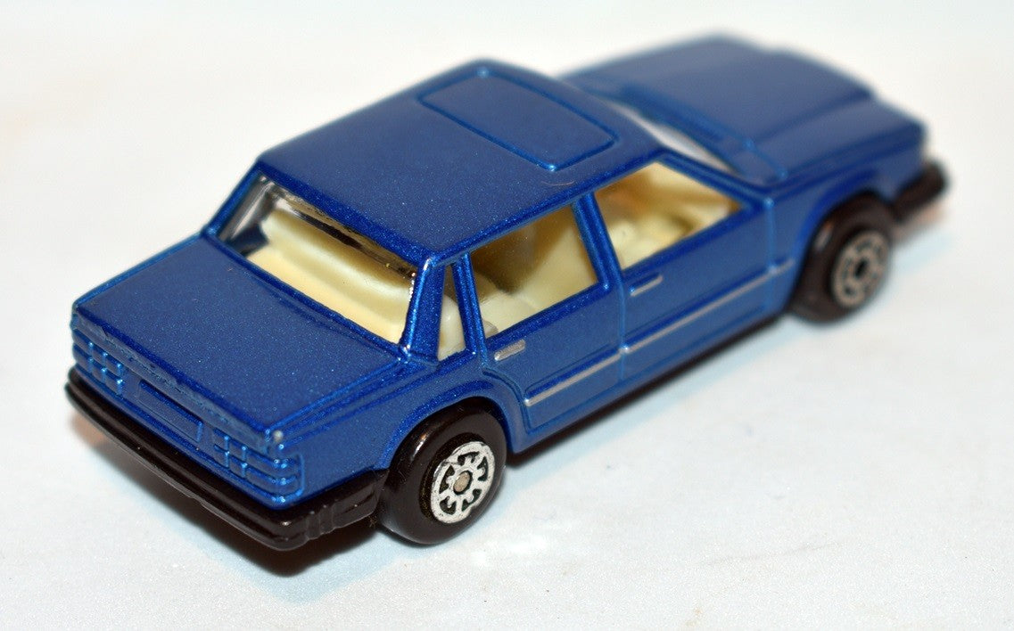 Majorette - Volvo 760 GLE Sedan