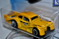 Hot Wheels - MOON Equipped VW Beetle Kafer Race Car