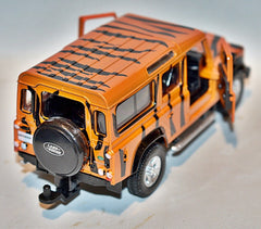 RMZ Toys - Land Rover Defender Safari