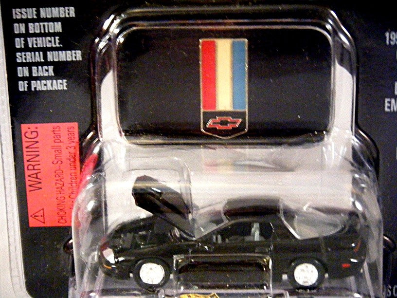 Racing Champions Mint Series - 1995 Chevrolet Camaro Coupe