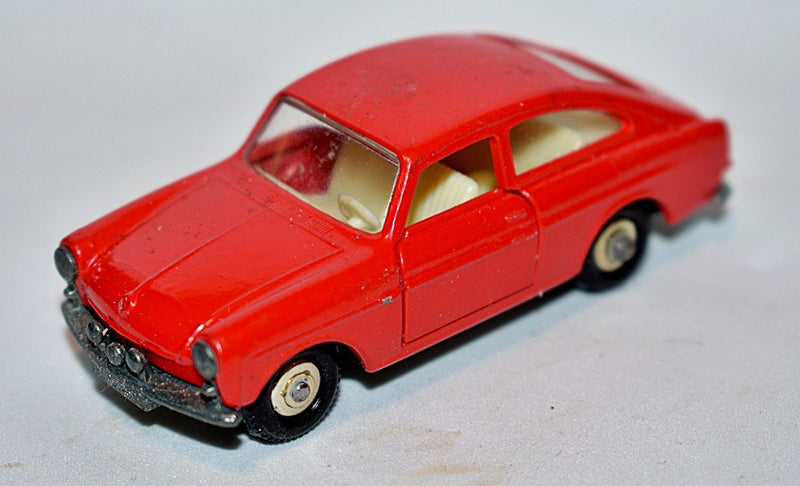 Matchbox Regular Wheels (67-B1) Volkswagen 1600TL