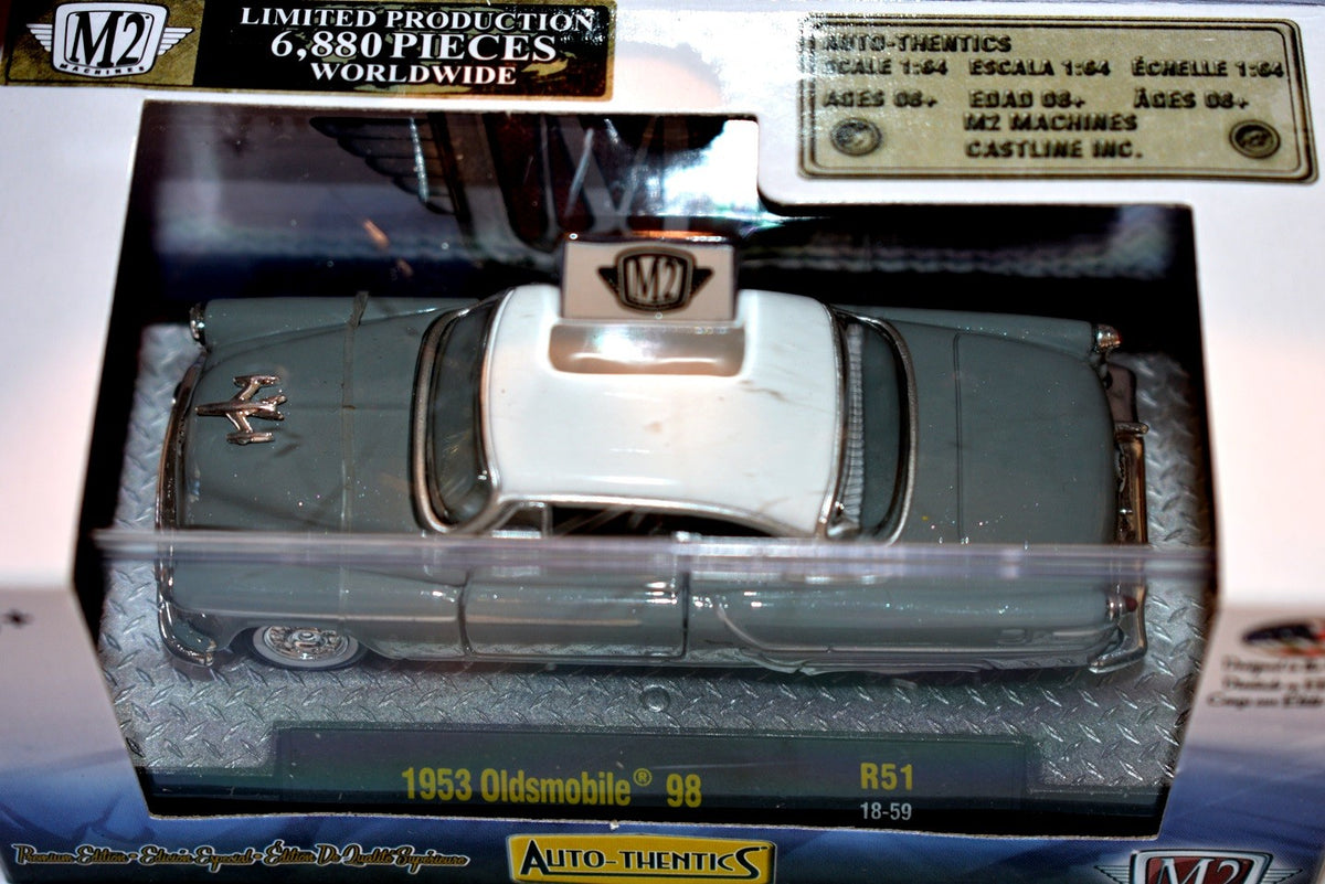 M2 Machines Auto-Thentics 1953 Oldsmobile 98