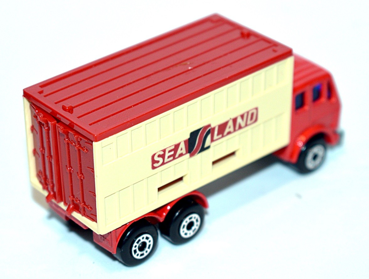 Matchbox - Sea Land Mercedes Benz Container Truck
