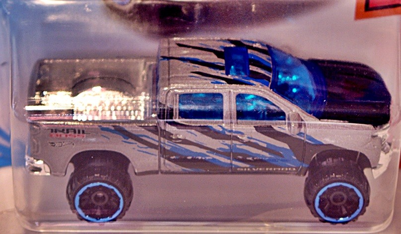 Hot Wheels-  2019 Chevrolet Silverado Trail Boss LT Pickup Truck