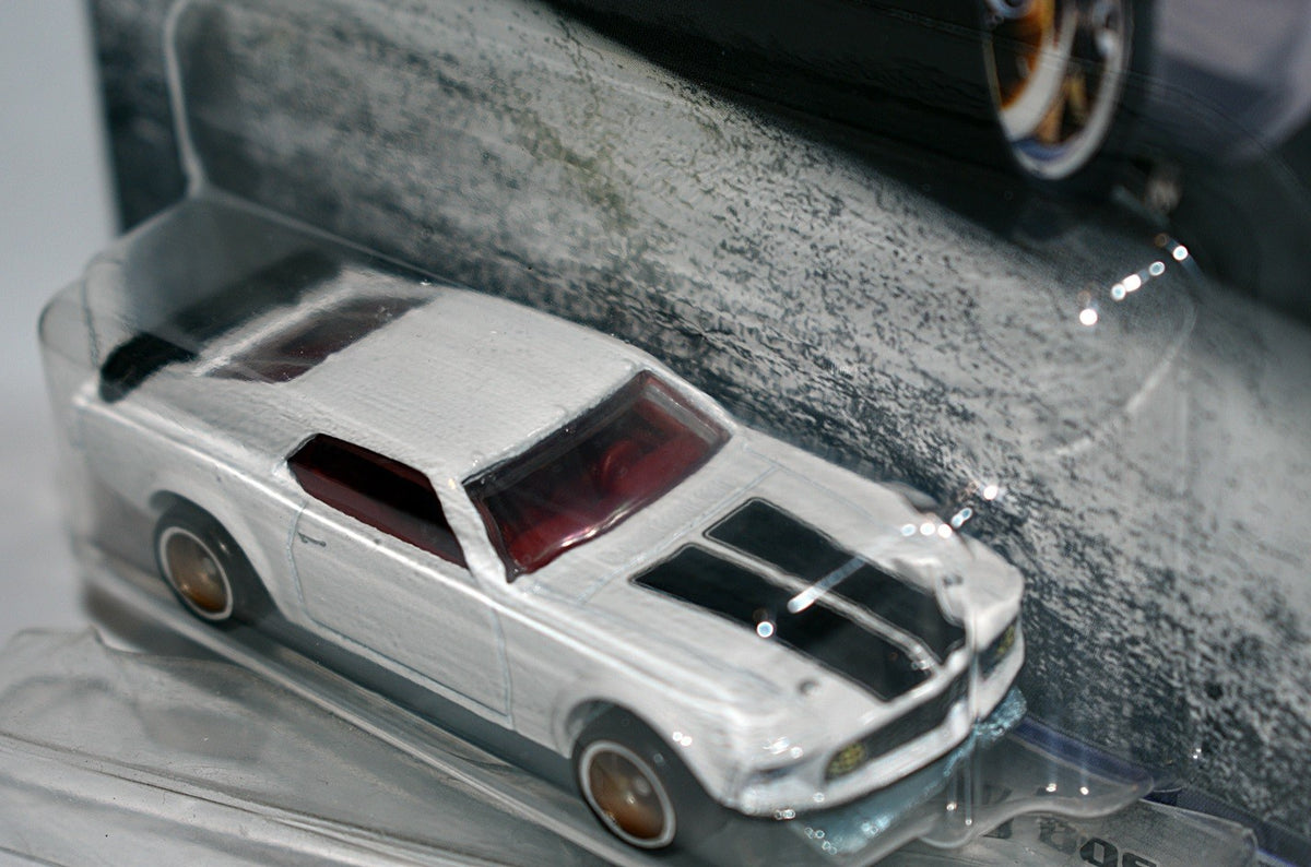 Hot Wheels Premium  Fast & Furious Ford Mustang Boss 302