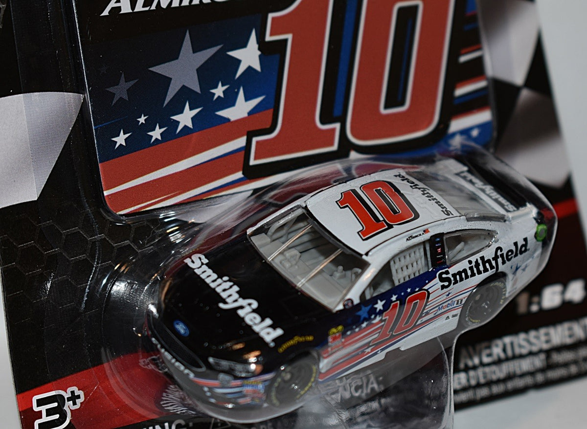 Lionel NASCAR Authentics - Aric Almirola Smityfield Ford Fusion
