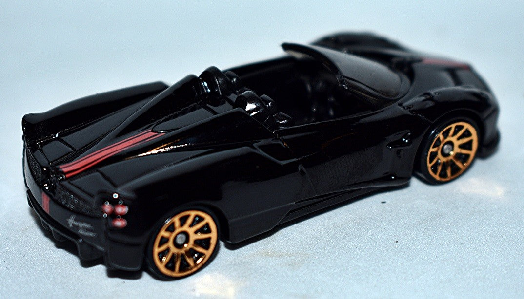 Hot Wheels - Pagani Huayra Roadster