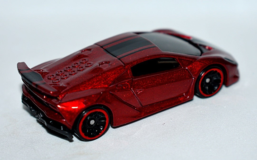 Hot Wheels - Lamborghini Sesto Elemento