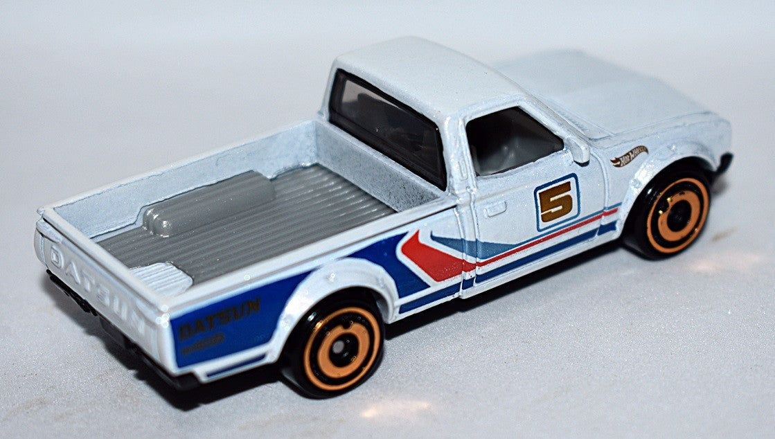 Hot Wheels  - Datsun 620 Pickup Truck