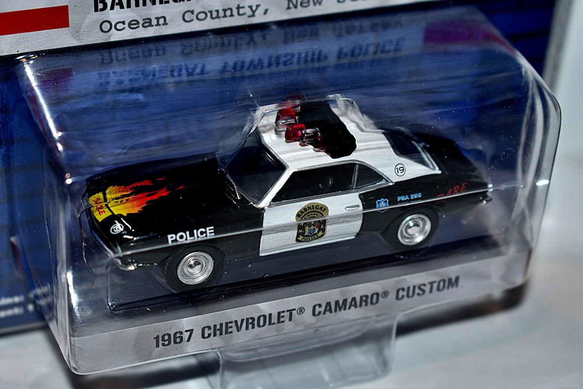 Greenlight Hot Pursuit  -  Barnegat Township NJ 1968 Chevrolet Camaro Police Car (error package)