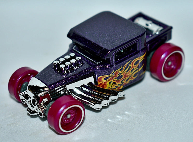 Hot Wheels -  Bone Shaker - Hot Rod Ford Pickup Truck