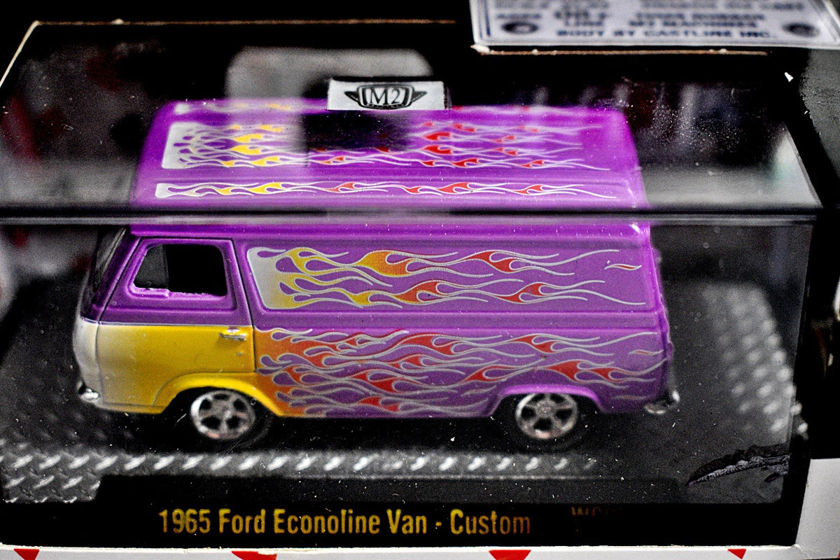M2 Machines Wild Cards - 1965 Ford Econoline Custom Van