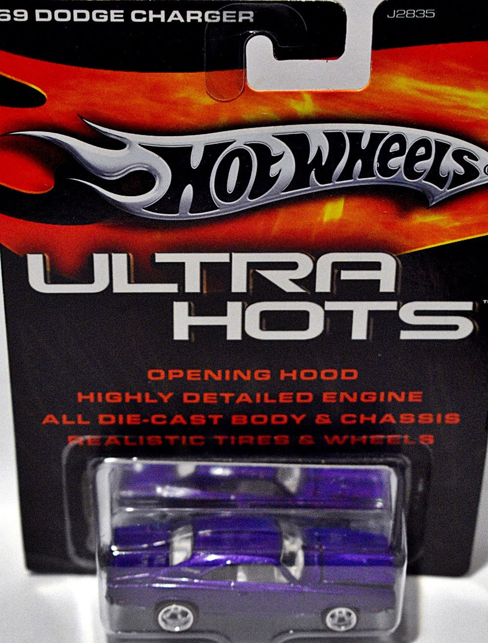 Hot Wheels Ultra 1968 Dodge Charger