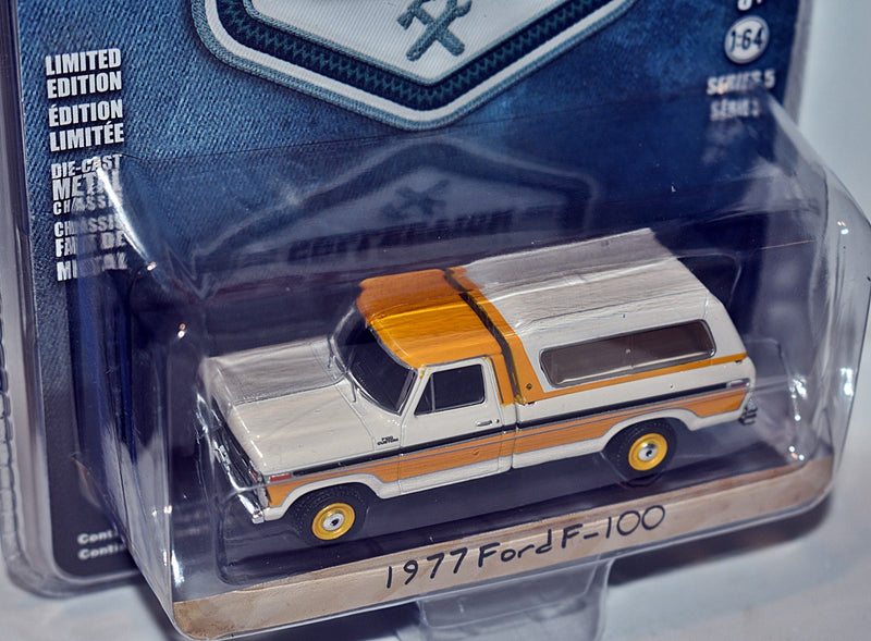 Greenlight - Blue Collar - 1977 Ford F-100 with Bed Cap