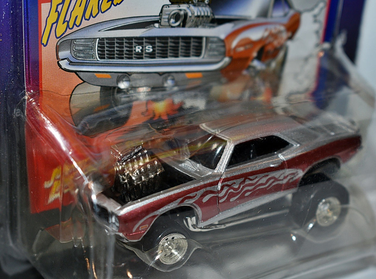 Johnny Lightning Street Freaks 1969 Chevrolet Camaro Z28