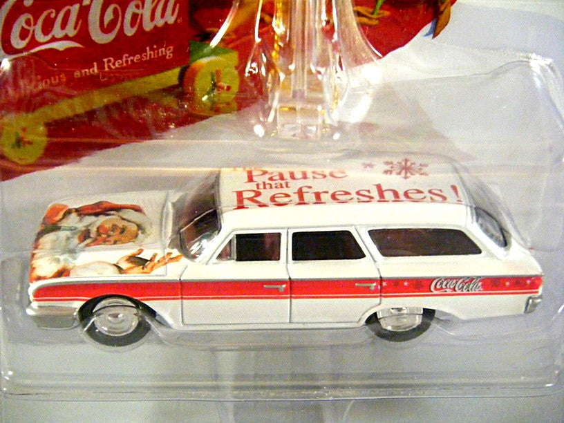 Johnny Lightning 2005 Coca-Cola Automents - 1960 Ford Station Wagon