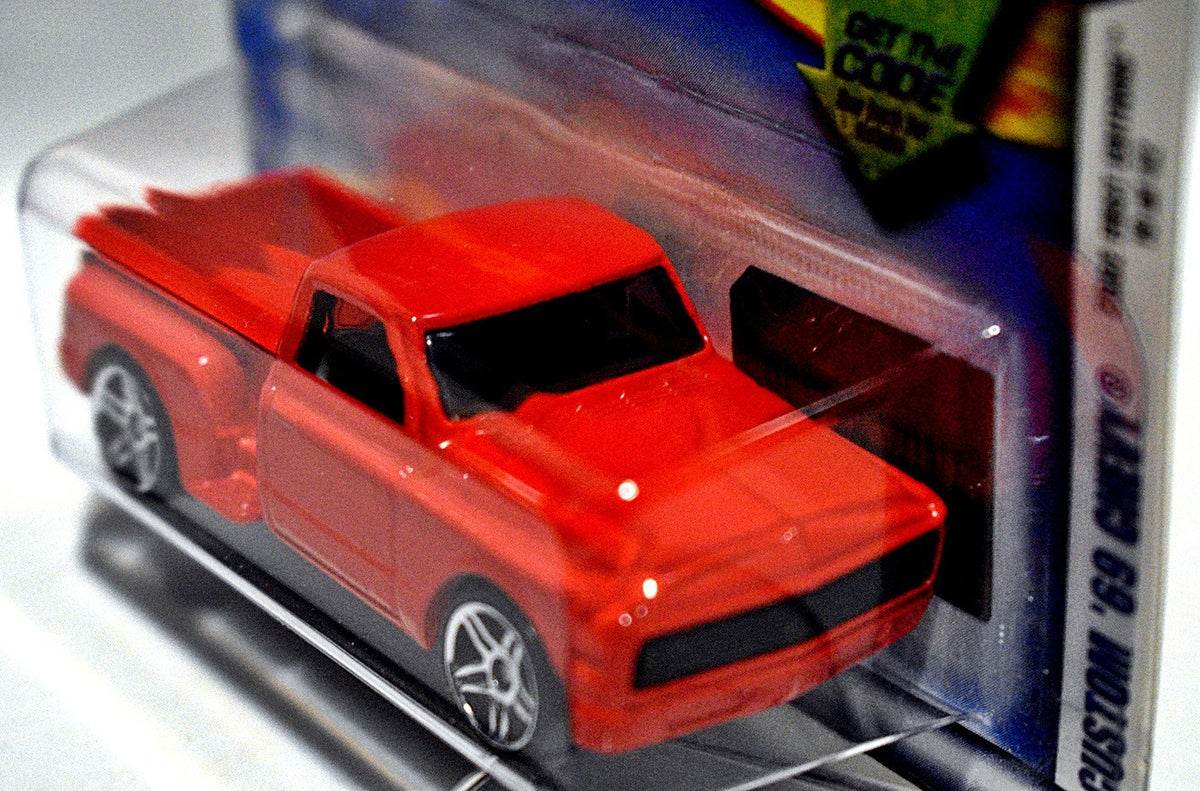 Hot Wheels 2002 First Editions Series -1969 Chevrolet Stepside Pickup Truck