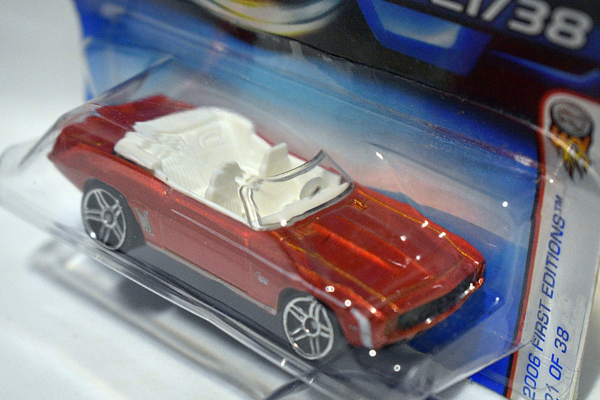 Hot Wheels 2006 First Edition - 1969 Chevrolet Camaro Convertible