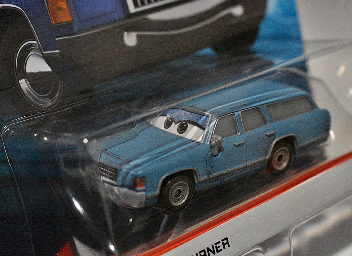 Disney CARS -  Motor Turner - American Station Wagon