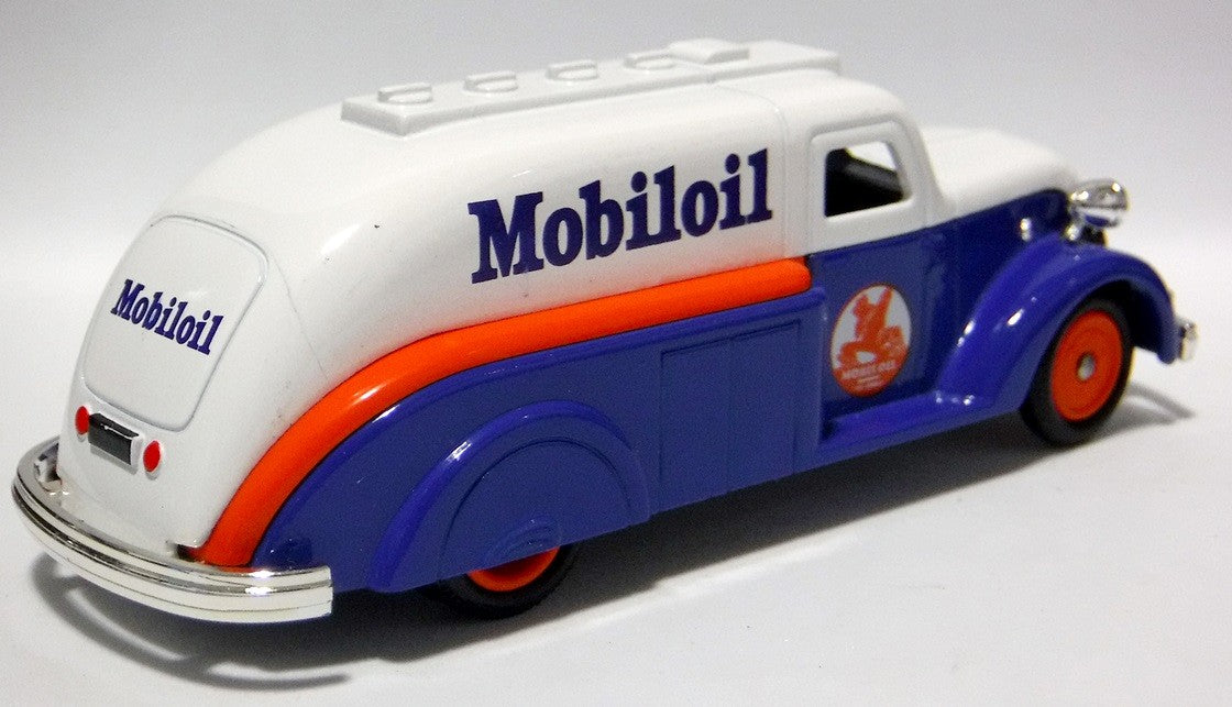 LLedo Promo - 1939 Dodge Streamliner Gas Tanker