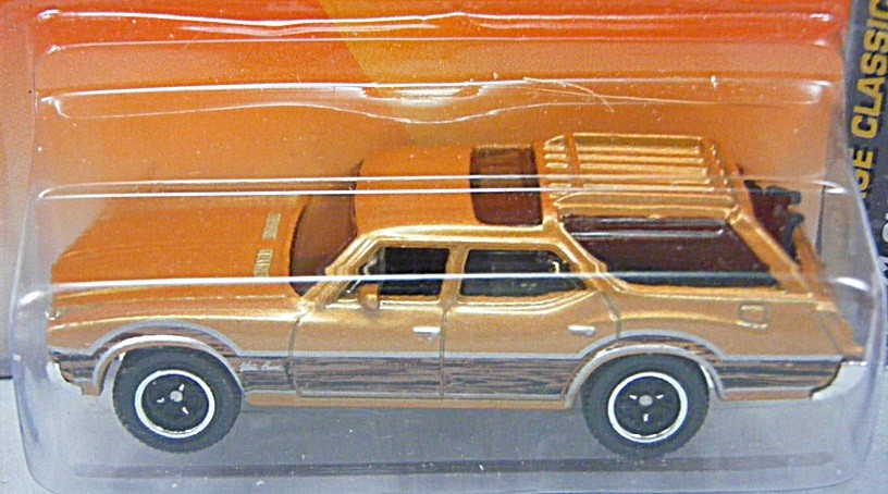 Matchbox 1971 Oldsmobile Vista Cruiser Station Wagon