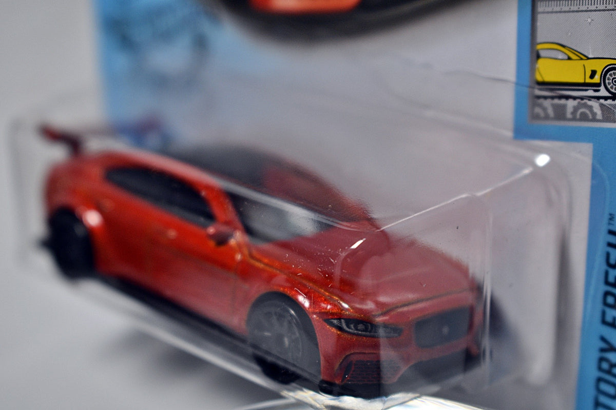 Hot Wheels - Jaguar XK8 Convertible