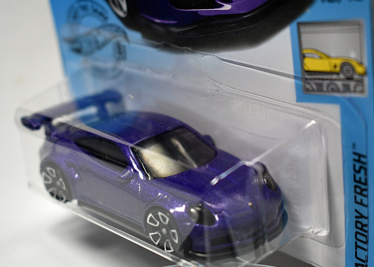 Hot Wheels Porsche 911 GT3 RS – Global Diecast Direct