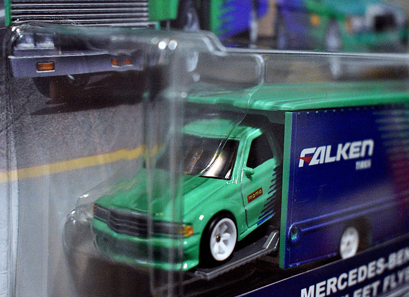 Hot Wheels Car Culture - Team Transport - Mercedes Benz 180E and Fleet Flyer Transporter