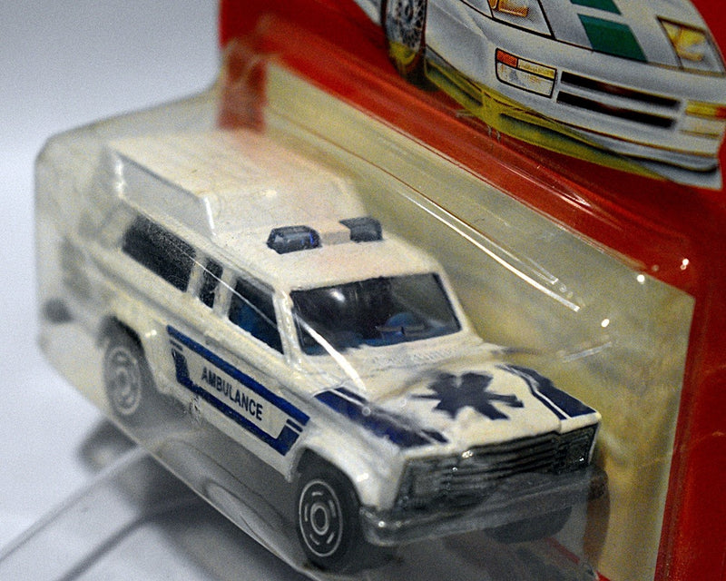 Majorette - Jeep Grand Cherokee EMT Ambulance