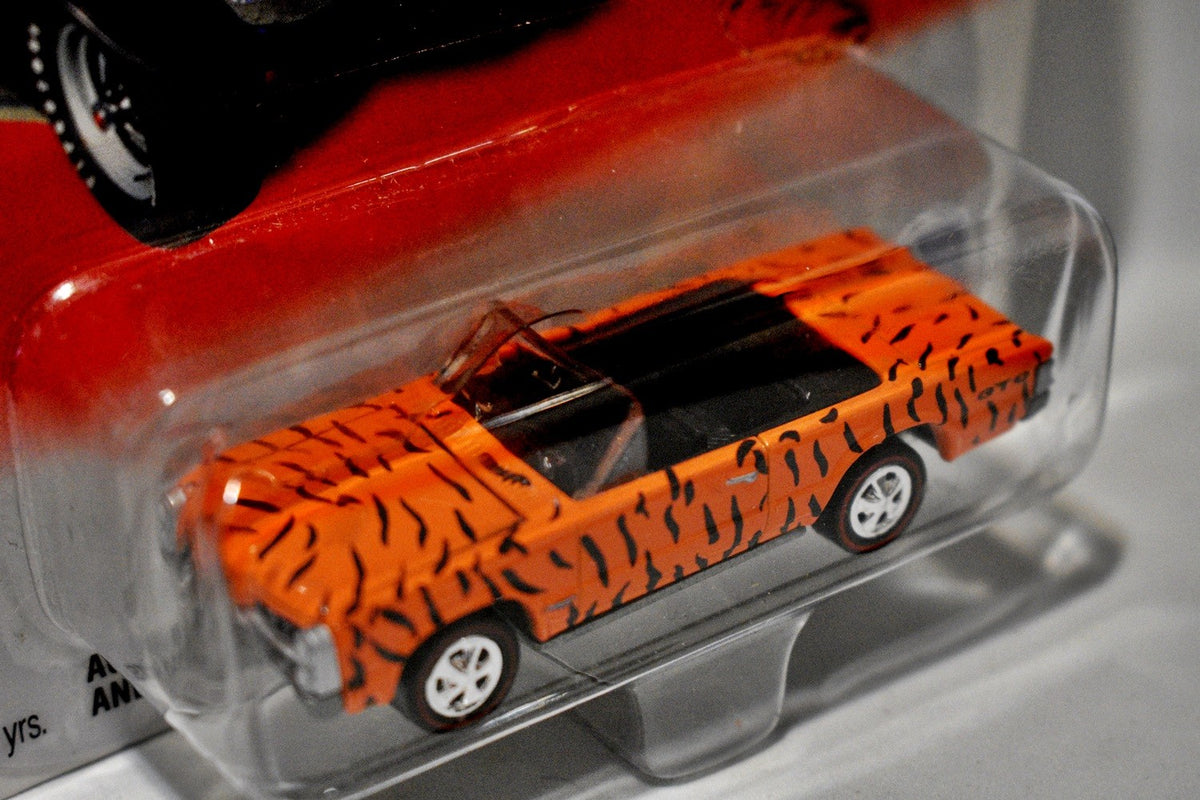 Johnny Lightning GTO Series - 1965 Pontiac GTO Convertible