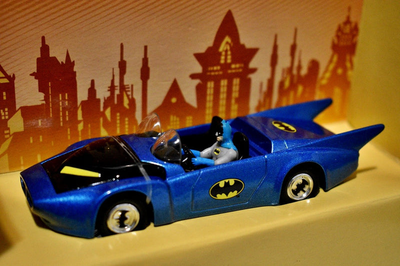 Corgi - Batman - DC Comics 1980's Batmobile