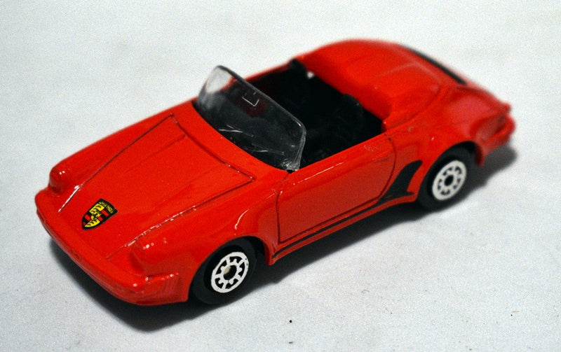 Maitso - Porsche 911 Cabriolet