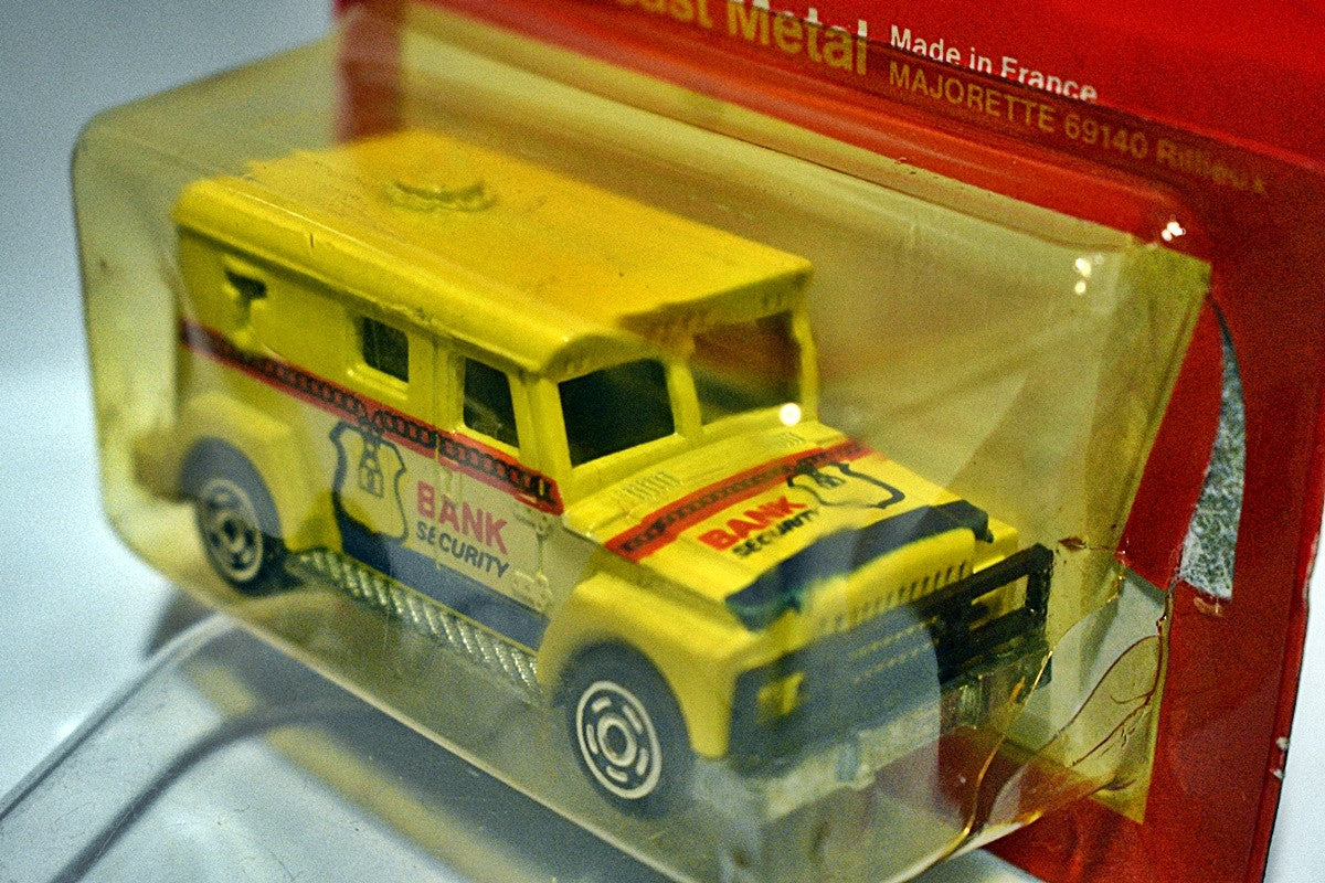 Majorette 200 Series - Armored Truck
