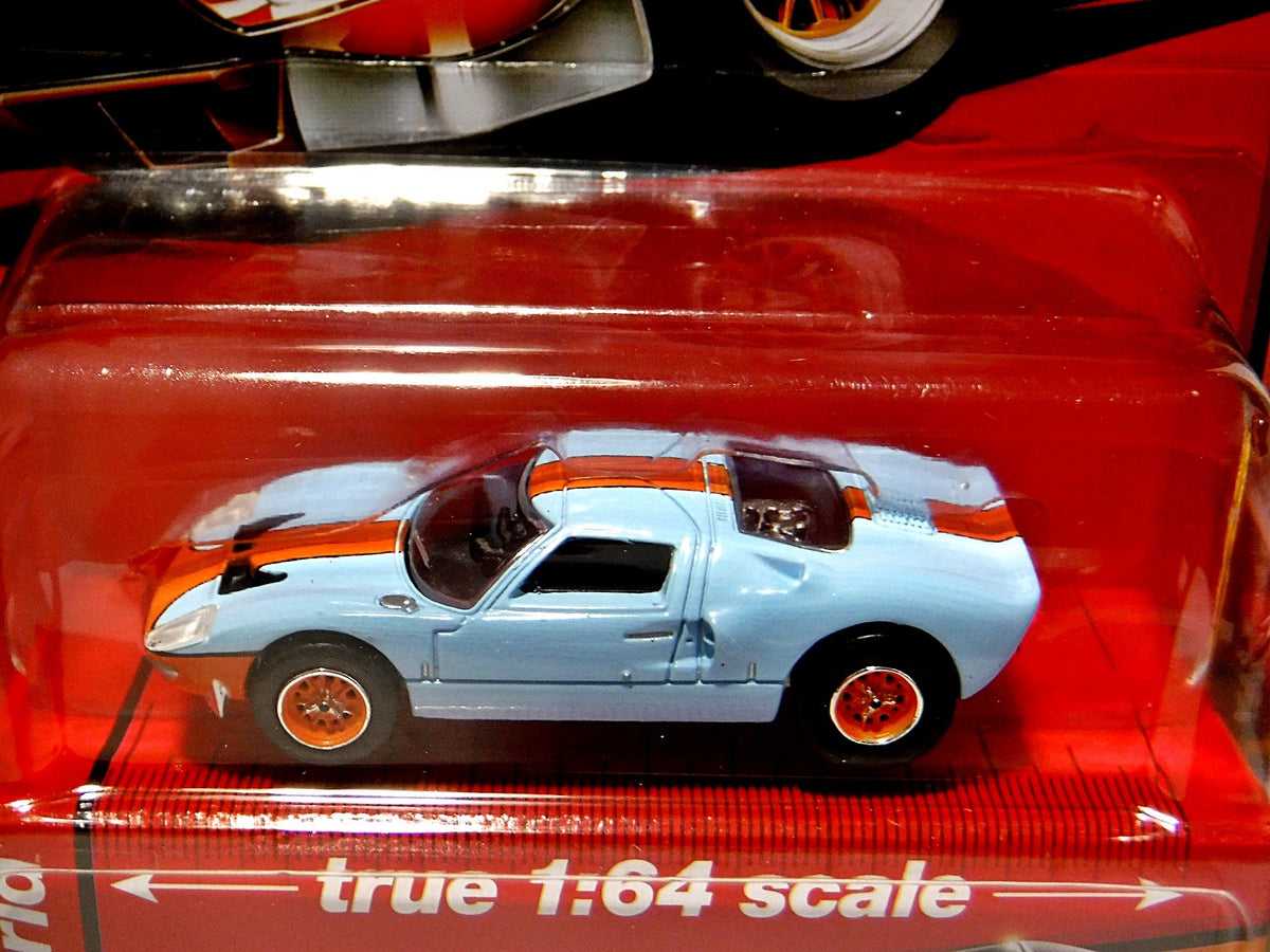 Auto World Gulf Racing Ford GT40