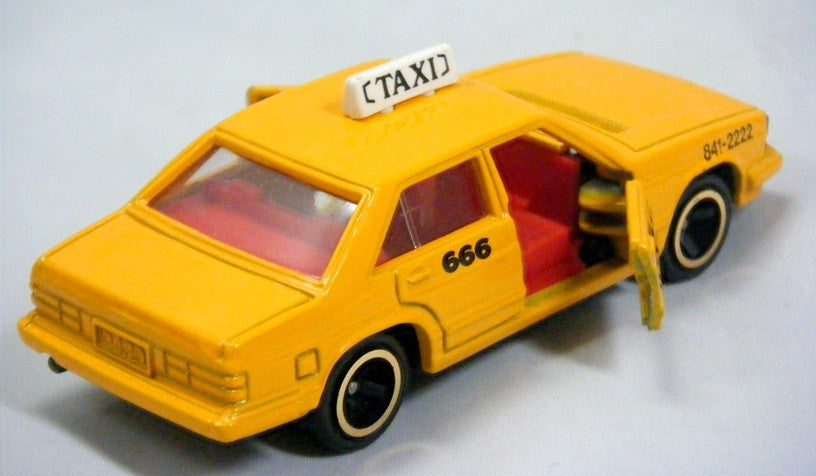 Tomica (F-32) - Audi 5000 Turbo Taxi Cab