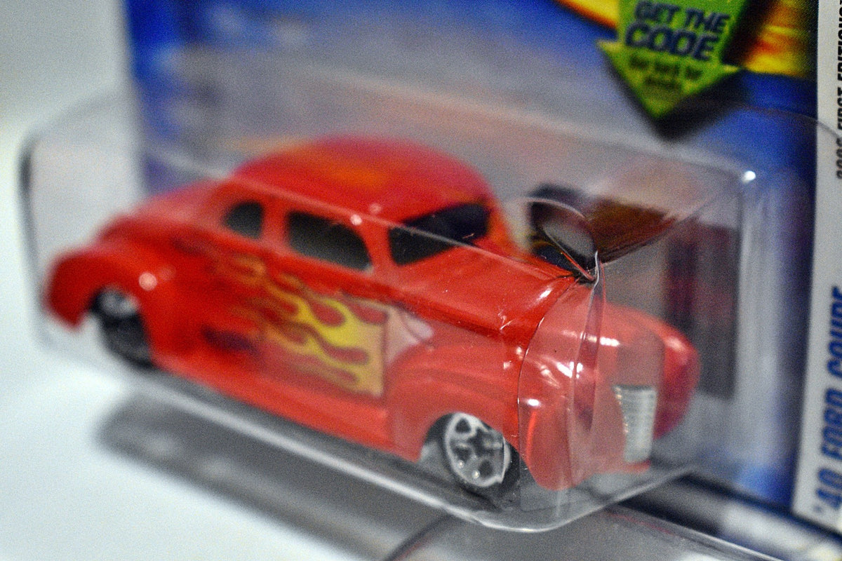 Hot Wheels 2002 First Editions  - 1940 Ford Street Rod