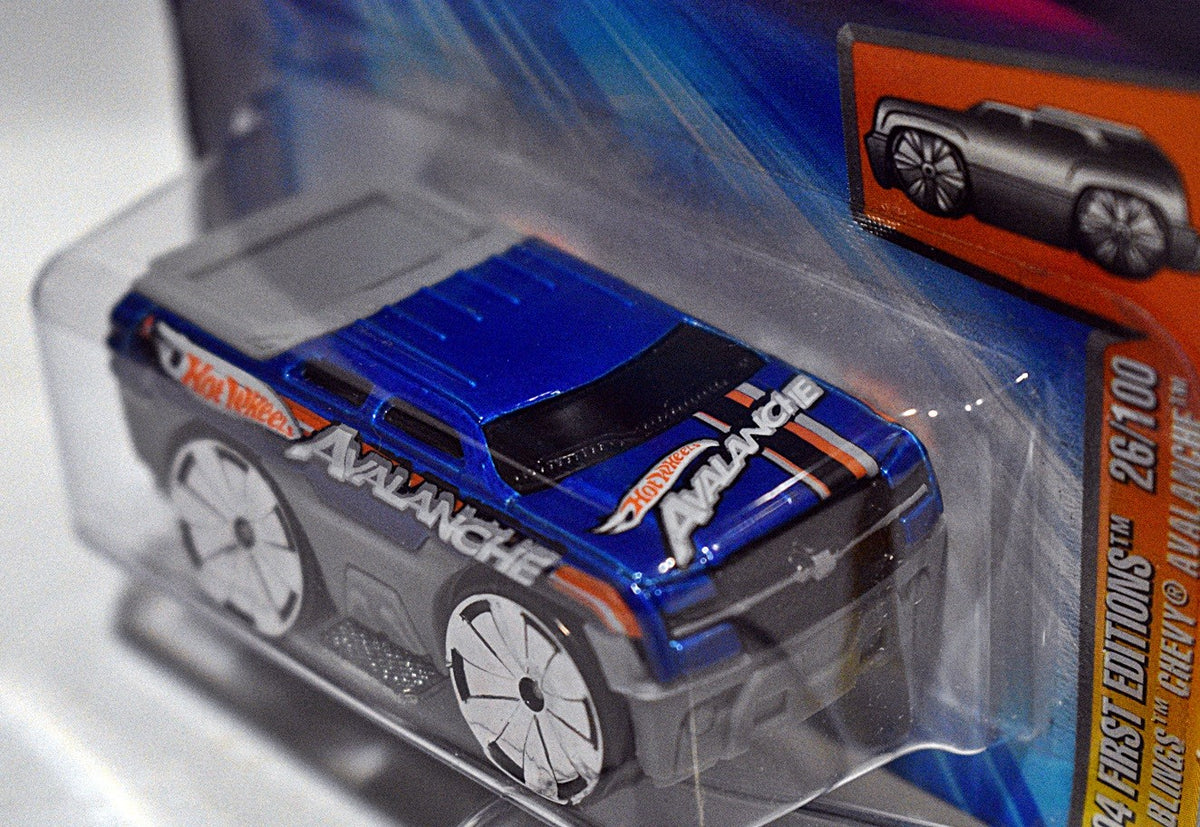 Hot Wheels 2004 First Editions - Chevy Avalanche BLINGS