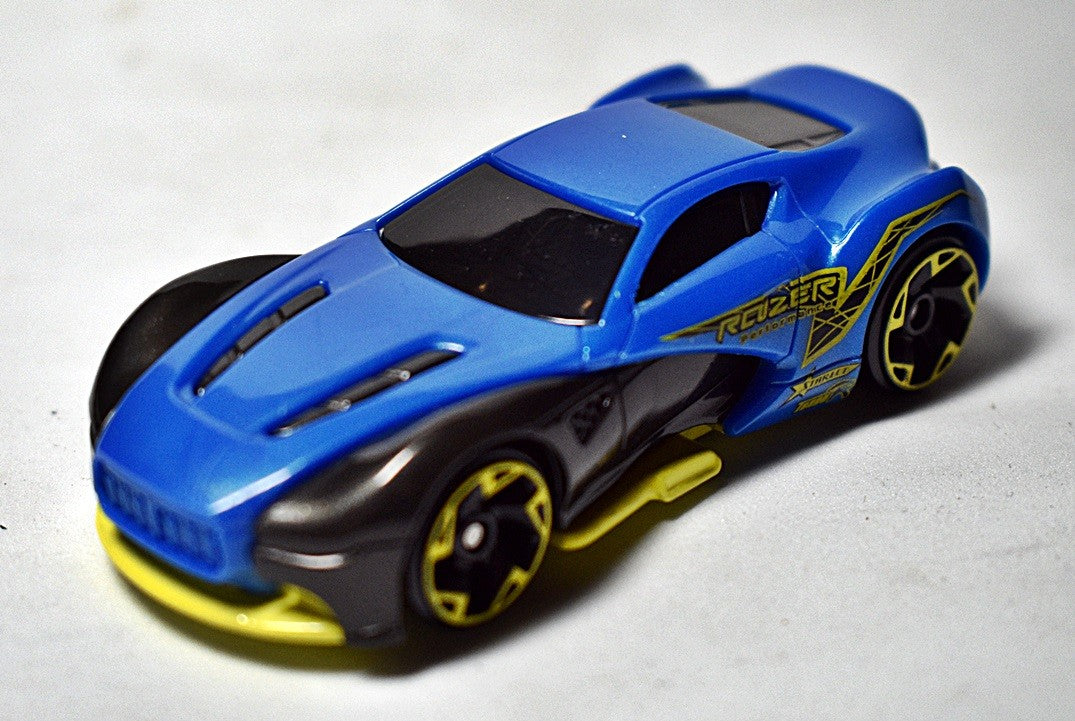 Zuru - Revzer - Custom Nissan GT-R