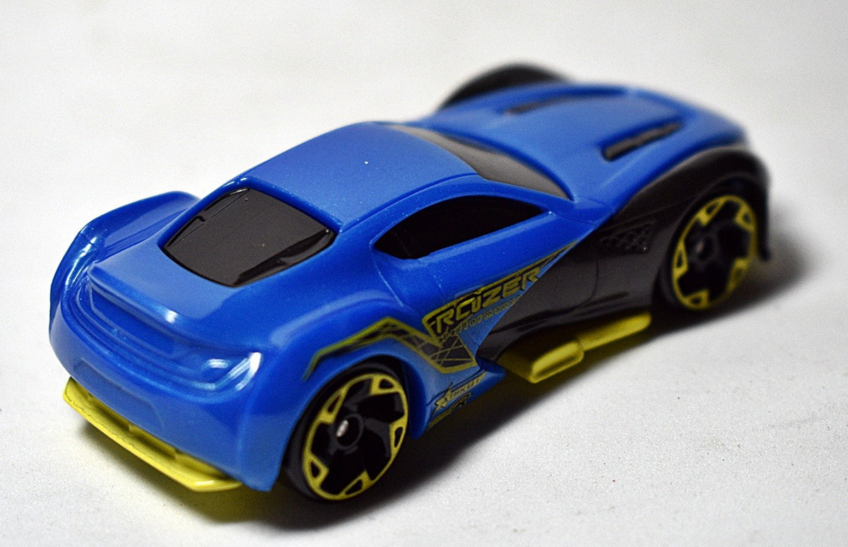 Zuru - Revzer - Custom Nissan GT-R