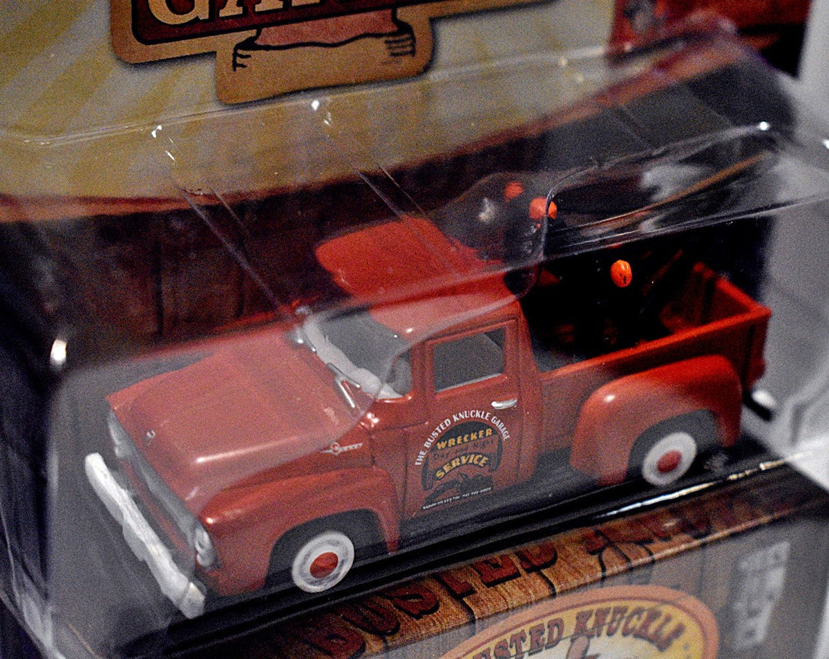 Greenlght - Busted Knuckle Garage - 1956 Ford Tow Truck - Wrecker Service