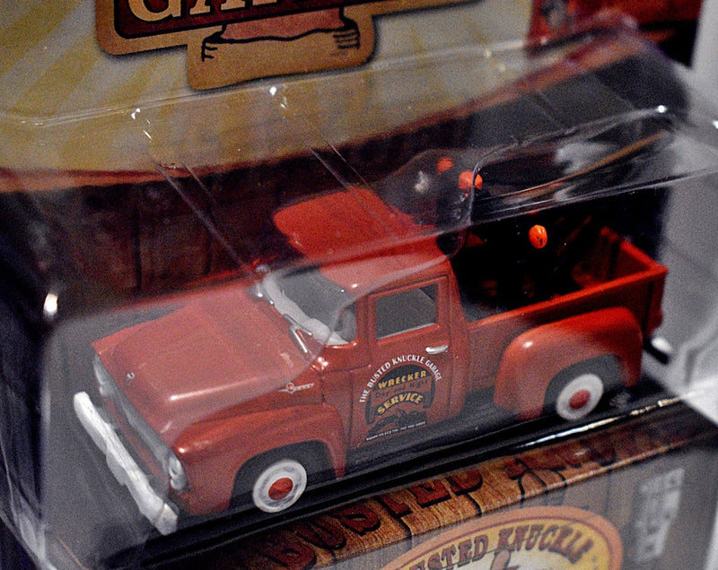 Greenlght - Busted Knuckle Garage - 1956 Ford Tow Truck - Wrecker Service