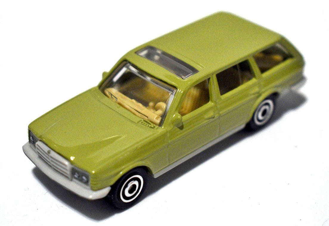 Matchbox - Mercedes-Benz W123 Wagon