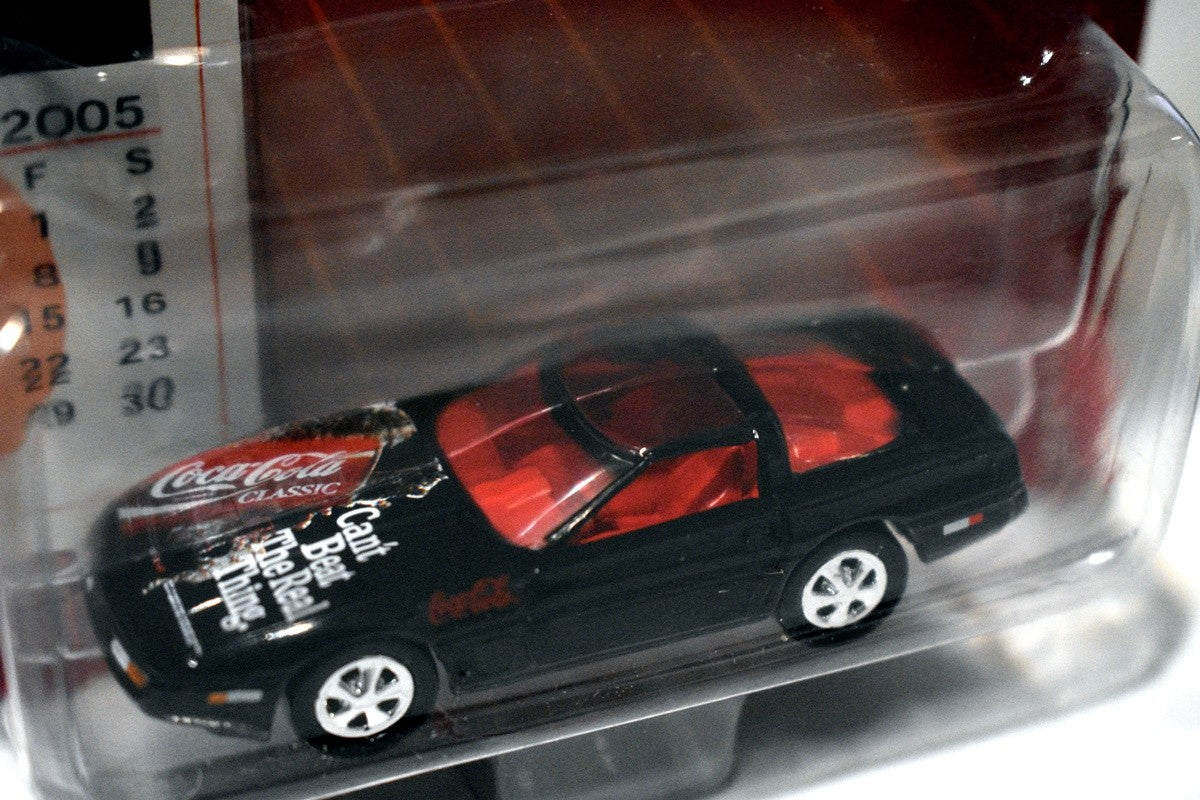 Johnny Lightning Coca-Cola Calendar 2005 - Chevrolet Corvette C4 Coupe