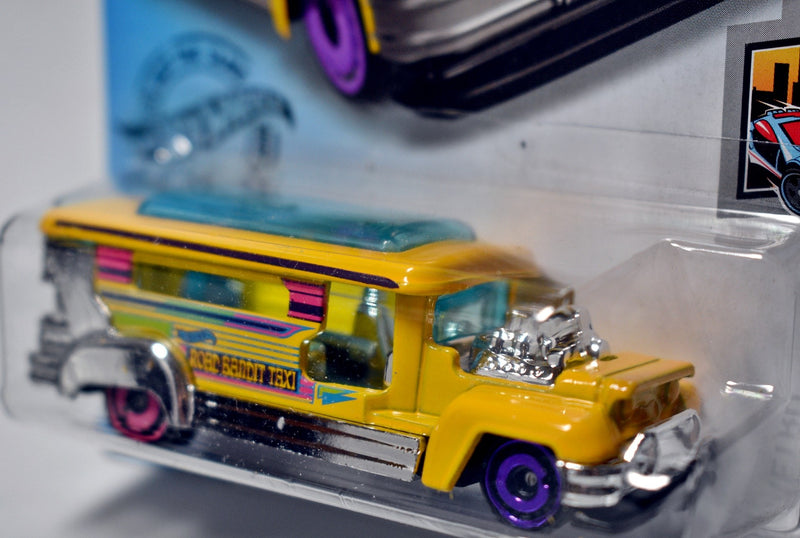 Hot Wheels - Road Bandit Taxi Bus