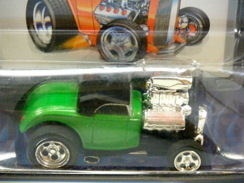 Muscle Machines 32 Ford Deuce Coupe